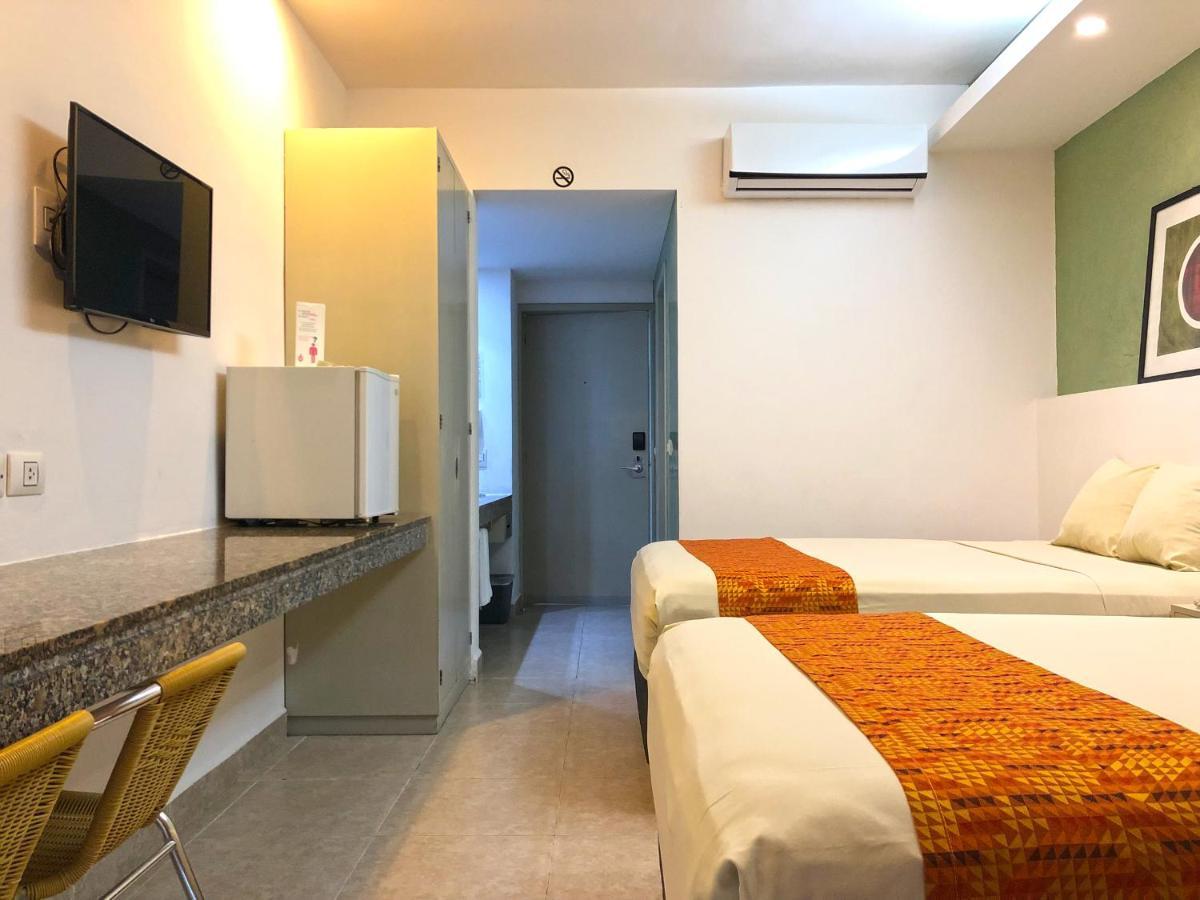 Hotel Los Cocos チェトゥマル エクステリア 写真