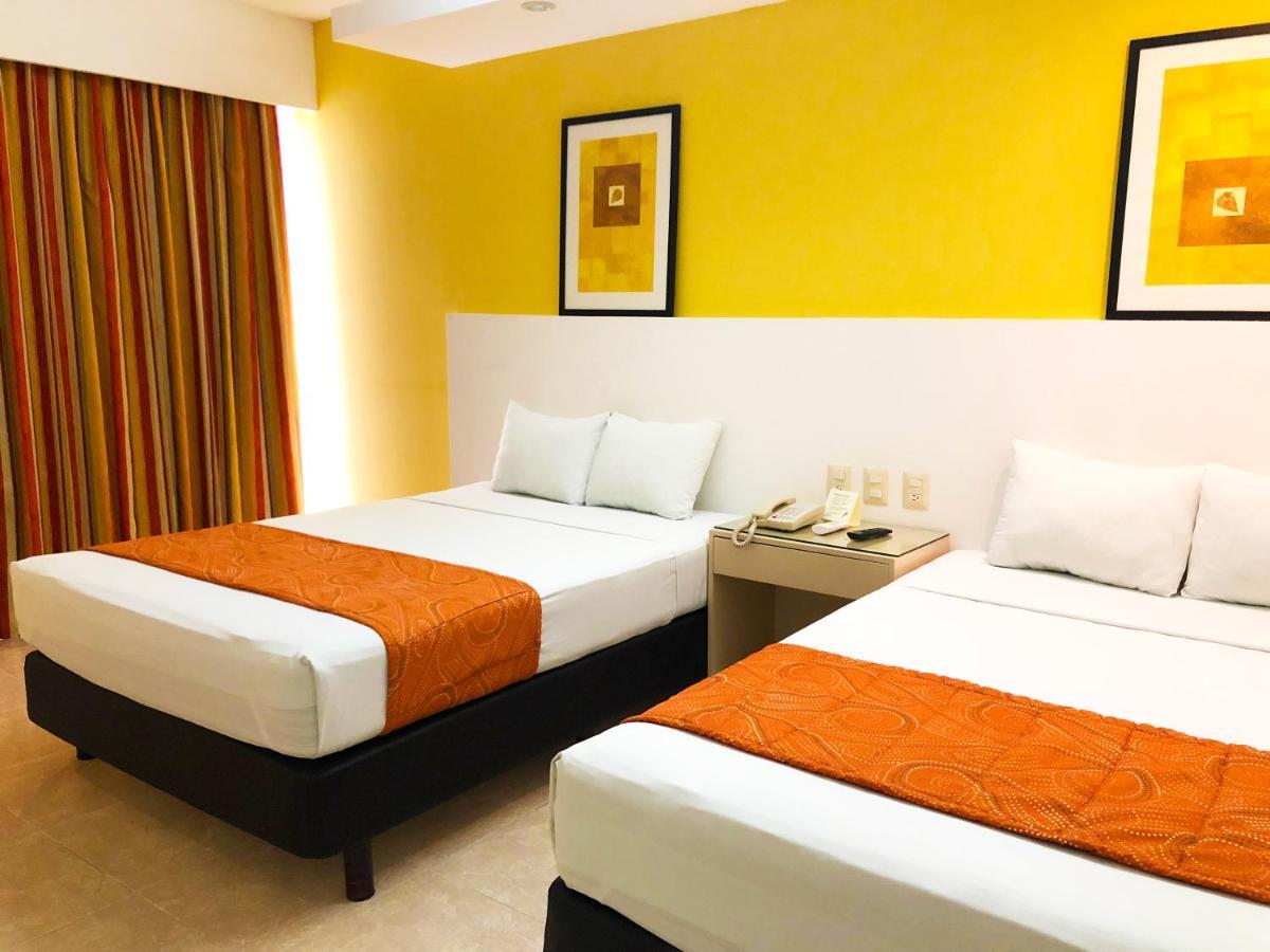 Hotel Los Cocos チェトゥマル エクステリア 写真