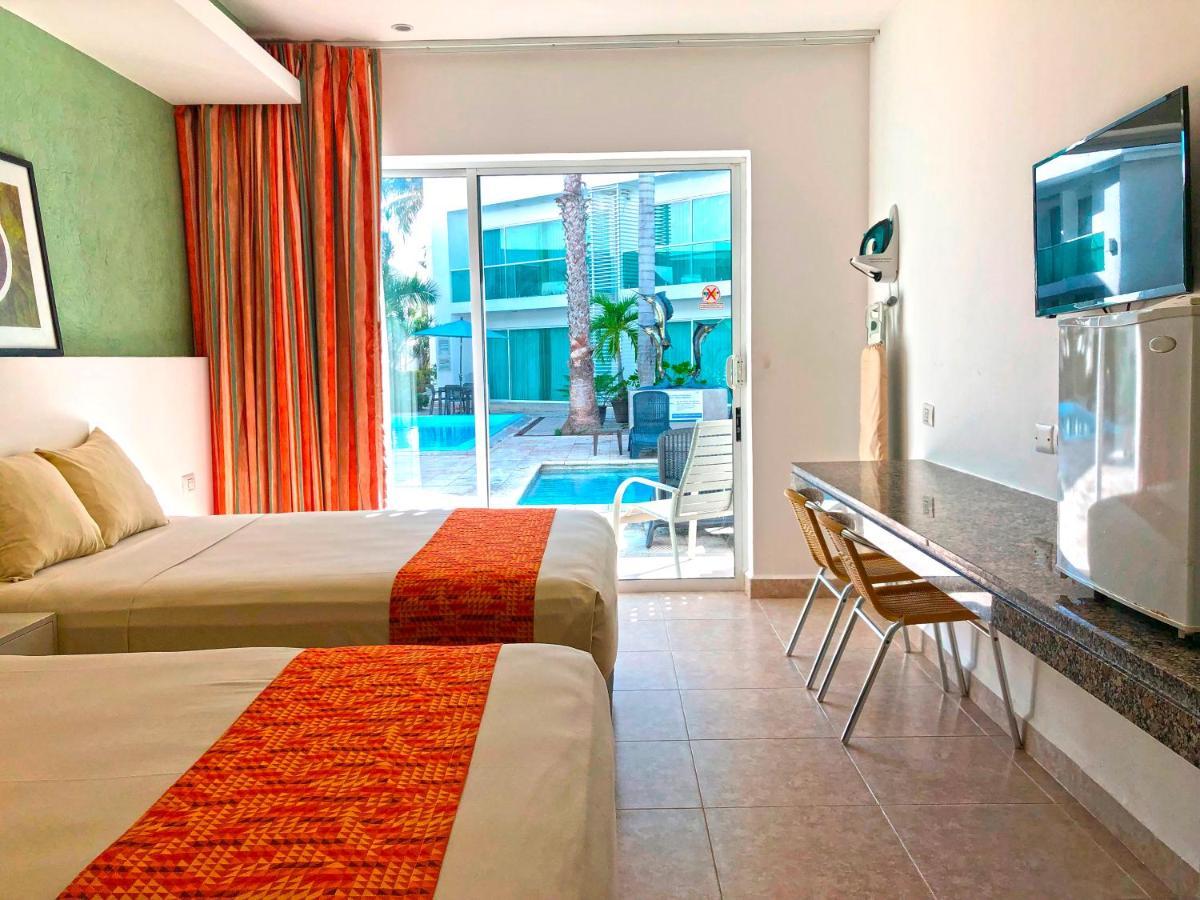 Hotel Los Cocos チェトゥマル エクステリア 写真