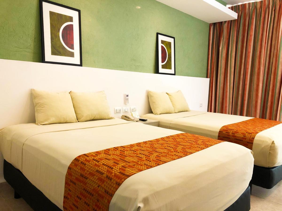 Hotel Los Cocos チェトゥマル エクステリア 写真