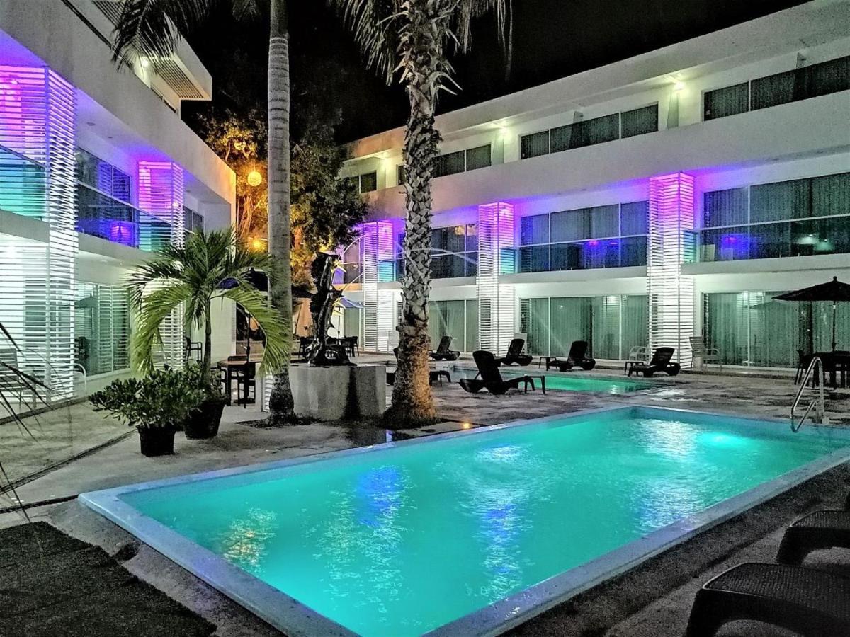 Hotel Los Cocos チェトゥマル エクステリア 写真