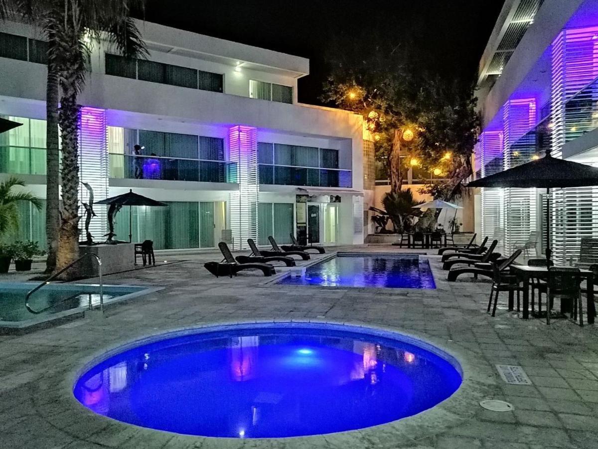 Hotel Los Cocos チェトゥマル エクステリア 写真