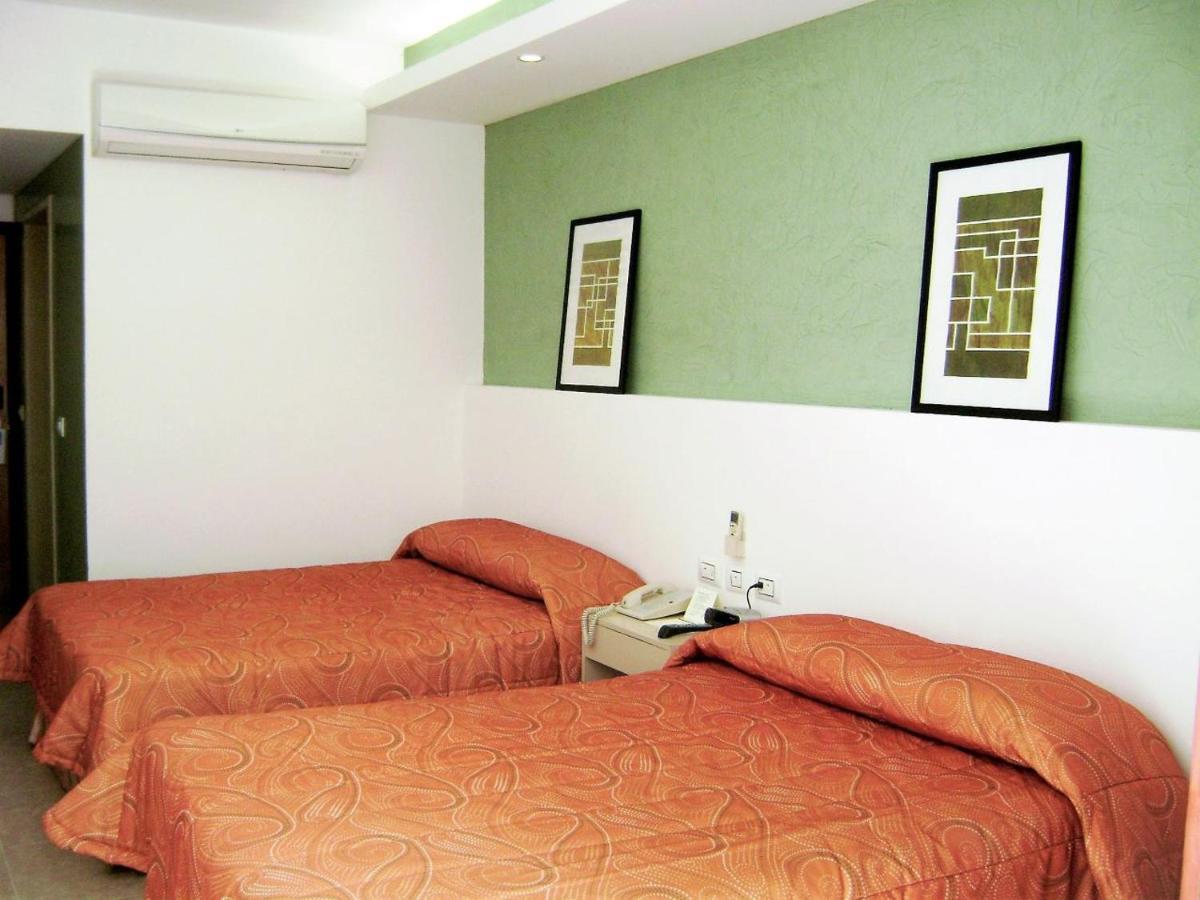 Hotel Los Cocos チェトゥマル エクステリア 写真